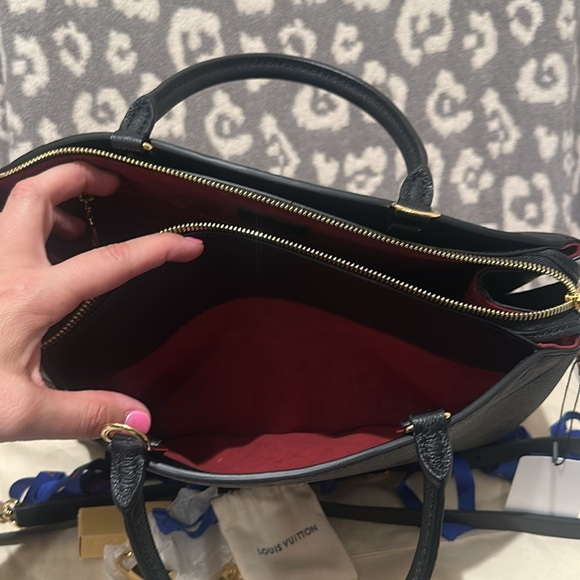 Authentic Louis Vuitton Grand Palais Tote Bag πΌ New & Never Used π - Picture 7 of 17